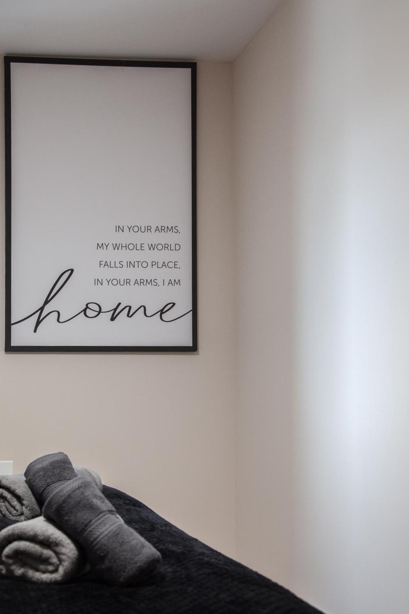 Modern 2Bd Apartment In Manchester City エクステリア 写真